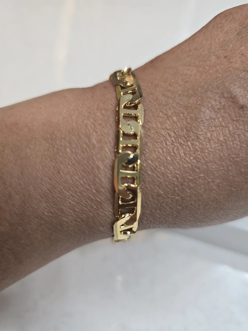 Gold Mariner  Link Chain Bracelet